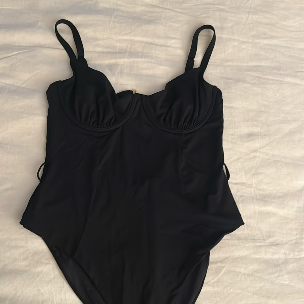 We wore what one piece size L - lightly worn